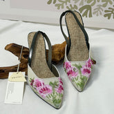 Embroidered low-heeled high-heeled shoes