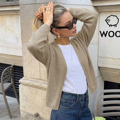 Relaxed-fit solid-color V-neck cropped knit cardigan