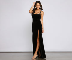 Christina Lace-Up Back Velvet Dress Oshnow