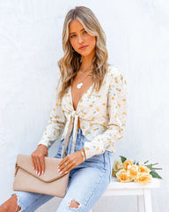 Honduras Floral Tie Front Crop Top Oshnow