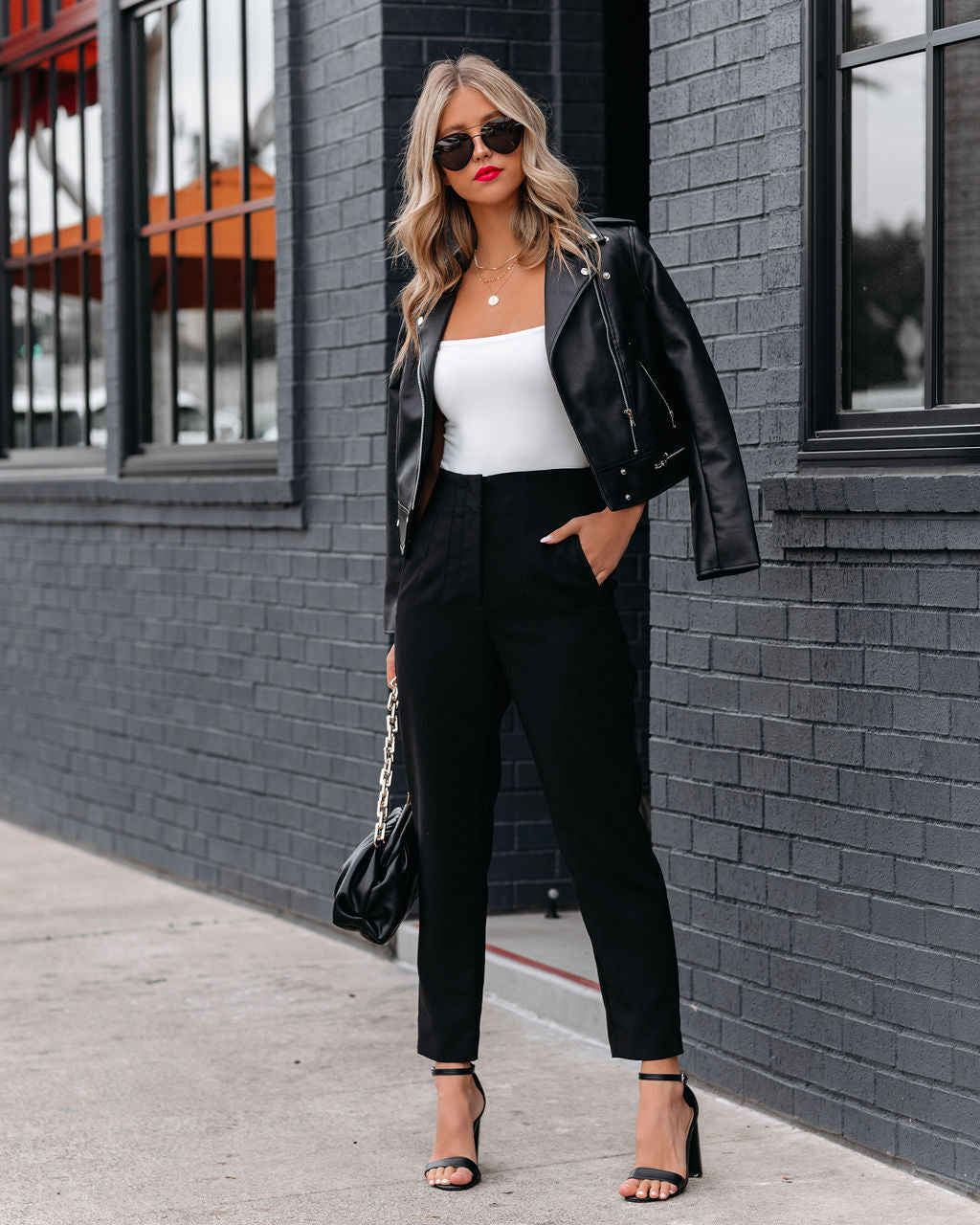 Jazlyn Pocketed High Rise Trousers - Black Oshnow