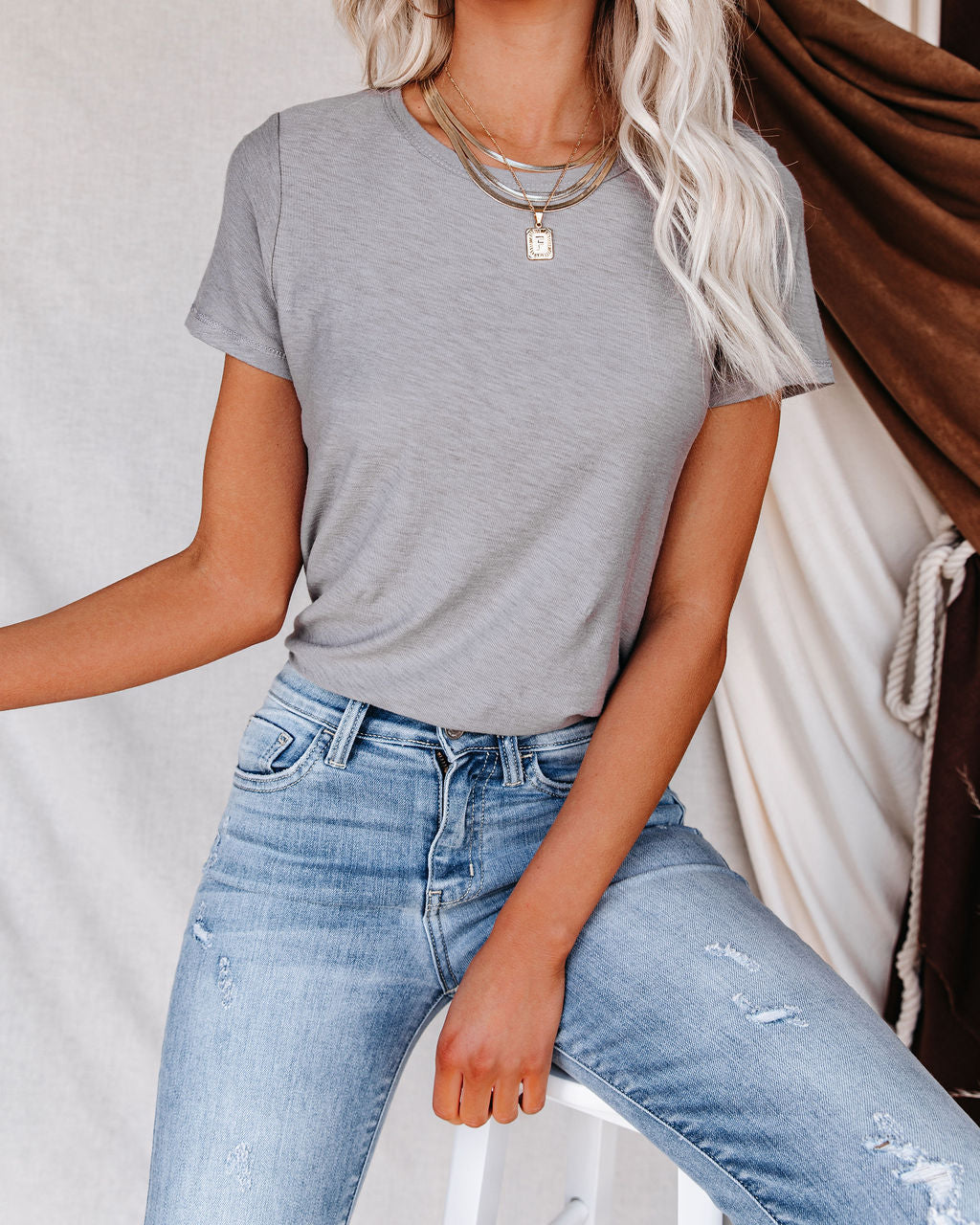 Malibu Crewneck Tee - Light Grey Oshnow