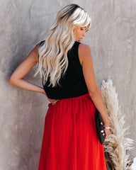 Pure Bliss Square Neck Crop Top - Black Oshnow