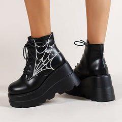 Round Toe Spider Web Print Platform Boots Oshnow