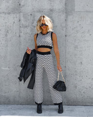Twiggy Girl Chevron Knit Crop Top - SALE Oshnow