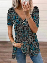 Vintage Printed Zipper V-neck Loose T-shirt Oshnow