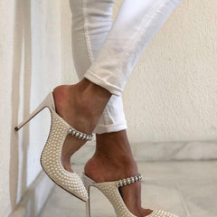 Chic Pearl Detailed High Heels