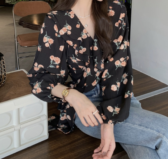 Blusa peplum floral de arándanos escarchados 