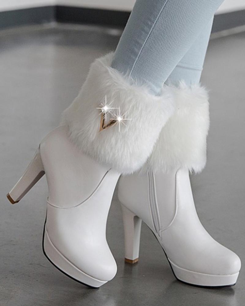 V Pattern Fuzzy Detail Ankle Boots