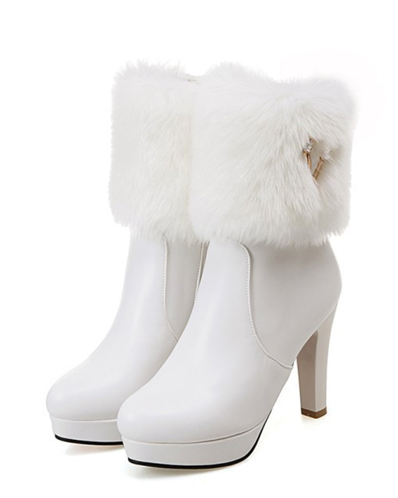 V Pattern Fuzzy Detail Ankle Boots