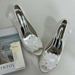 Low-Cut Pearl-Embroidered High Heels