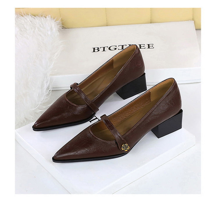 Mary Jane Chunky Heel Pumps