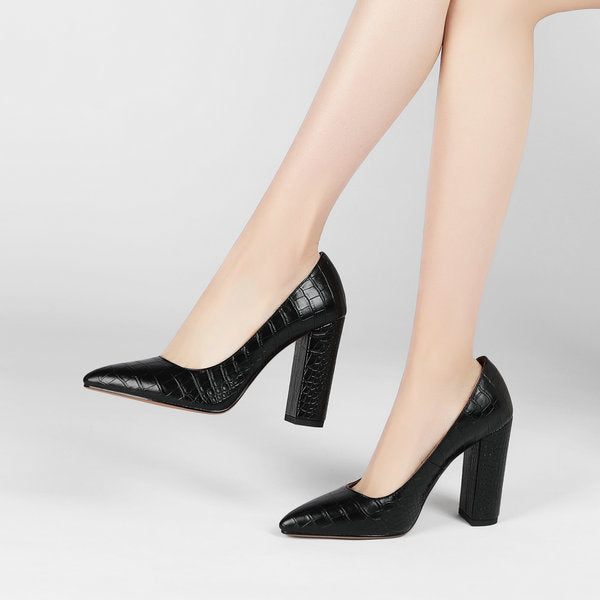 Pointed toe thick heel solid color high heels