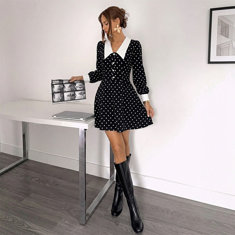 Collared long-sleeve dress with small polka dots