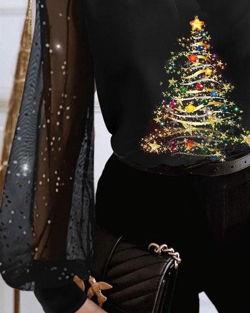 Top de malla transparente con mangas farol y estampado de árbol de Navidad