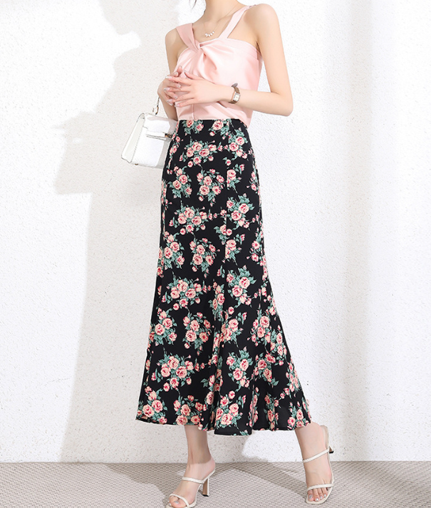 Jossy Floral Satin Midi Skirt