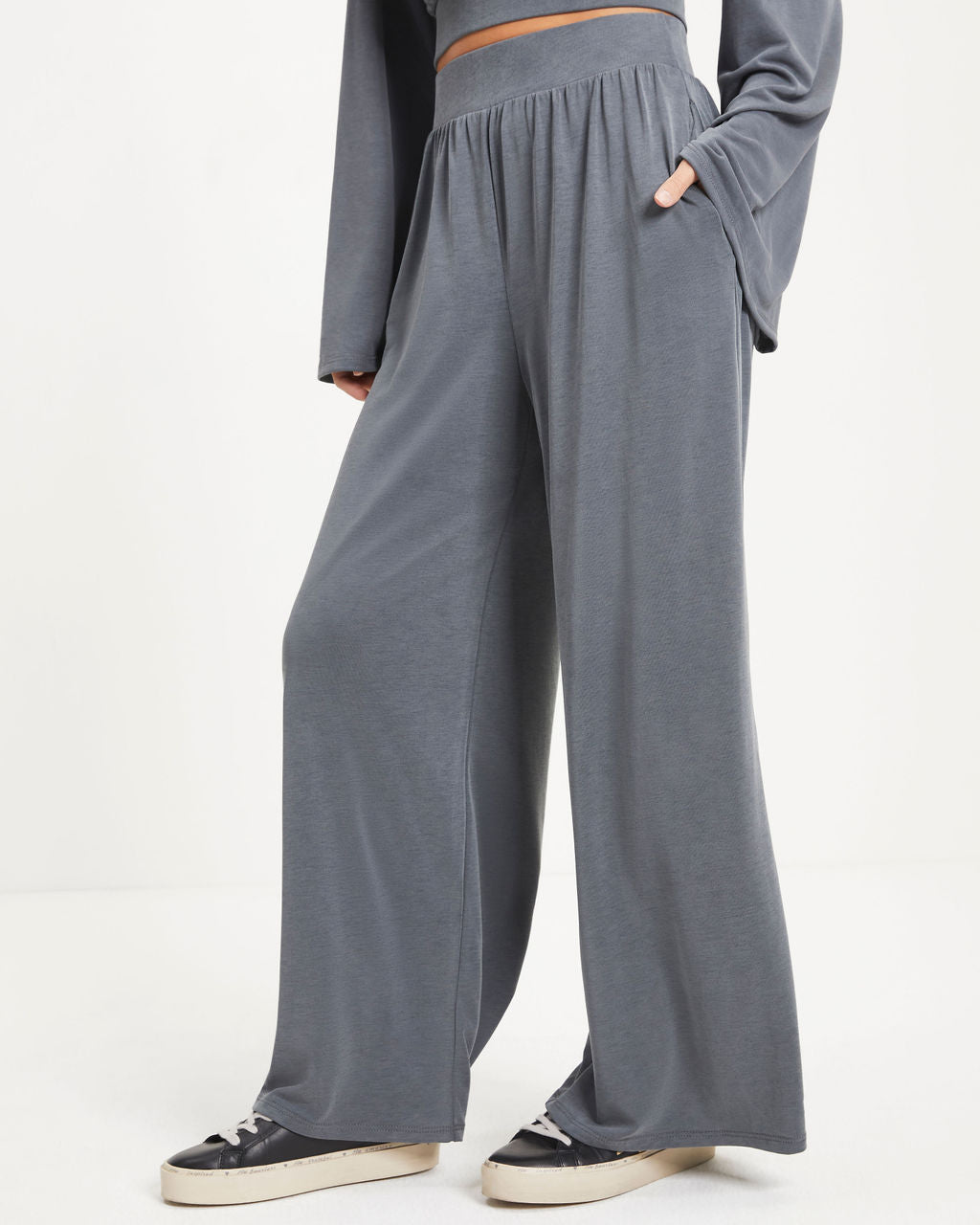 Molly Pocketed Wide Leg Pants - Charcoal