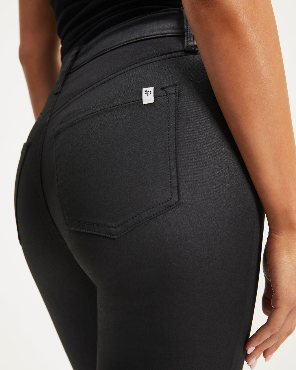 Brooke Mid Rise Stretch Crop Skinny Jeans - Black