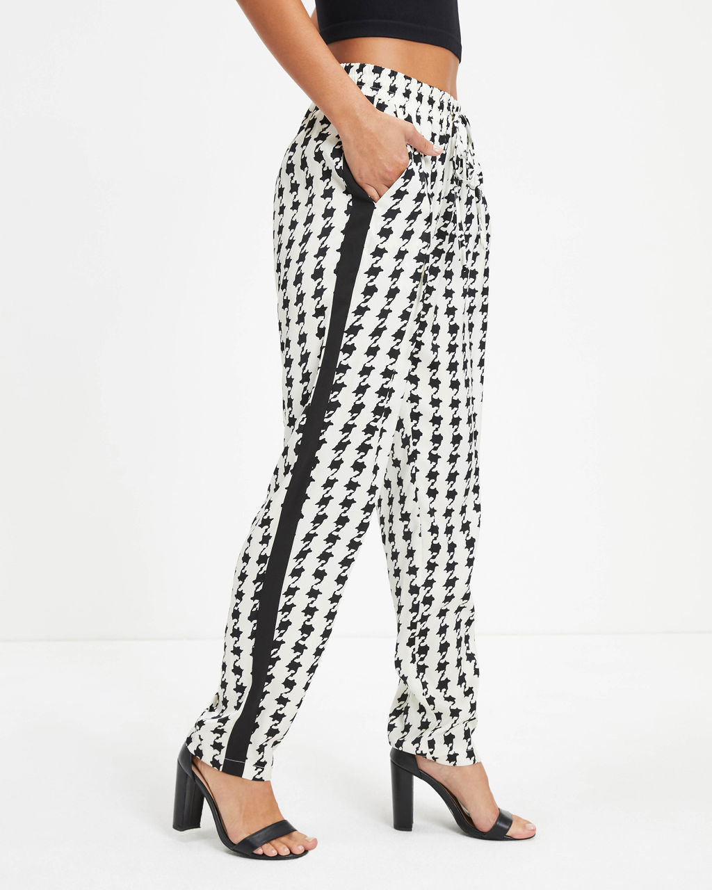 All The Buzz Pocketed Houndstooth Pants