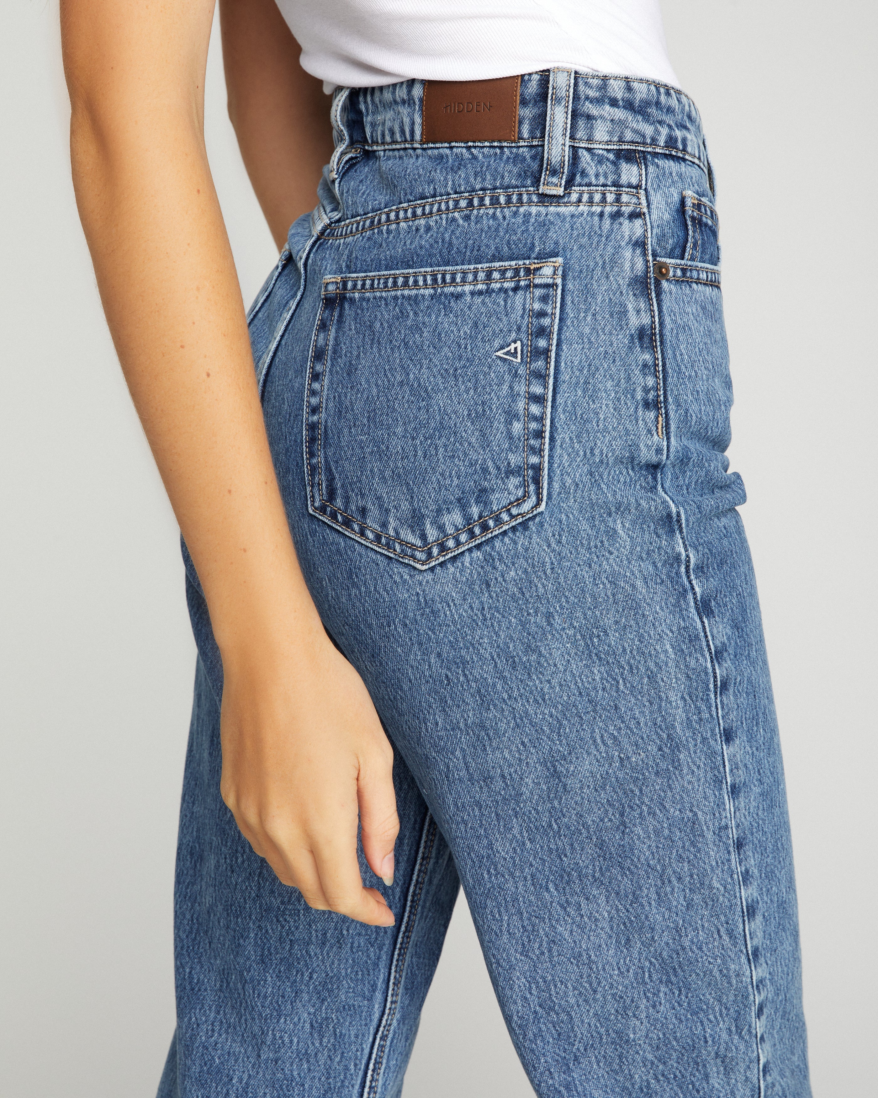 Carlotta High Rise Vintage Mom Jeans