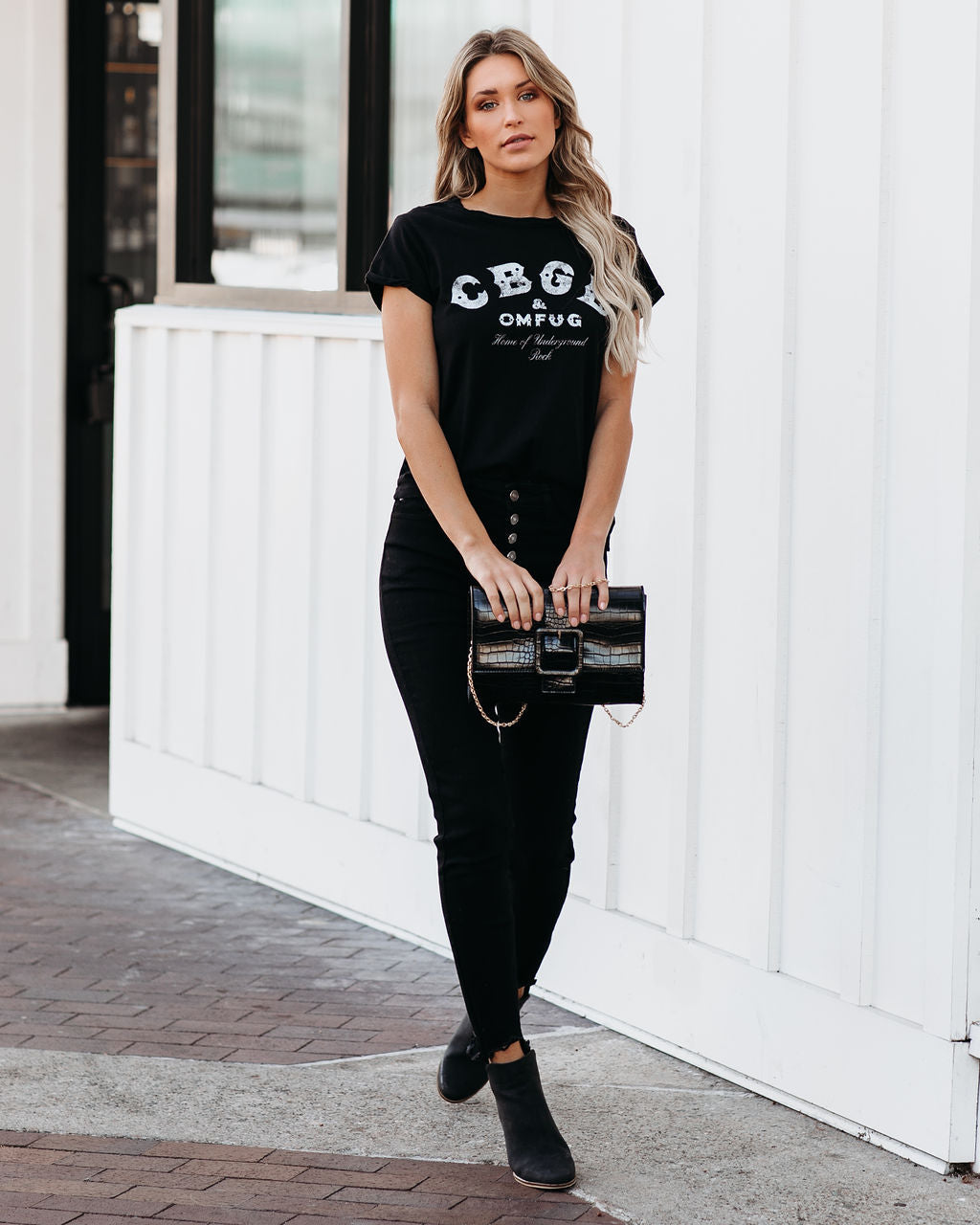 CBGB Cotton Distressed Tee - Black Oshnow