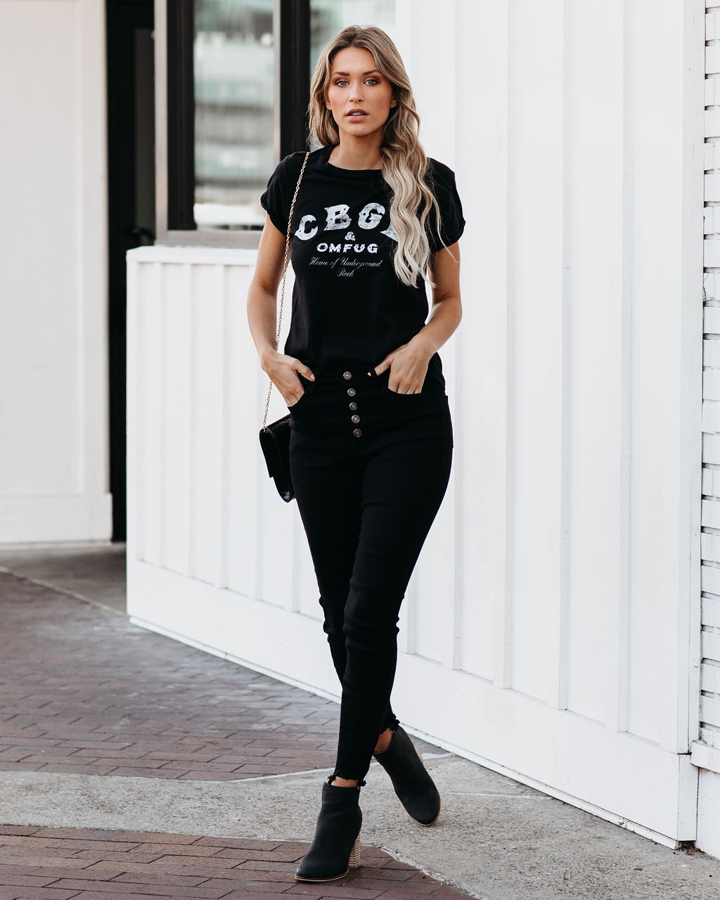 CBGB Cotton Distressed Tee - Black Oshnow