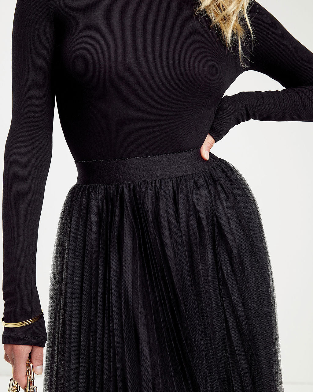 Center Stage Tulle Midi Skirt - Black