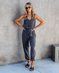 Courtney Tencel-Jumpsuit mit Taschen – Anthrazit-Säurewaschung 