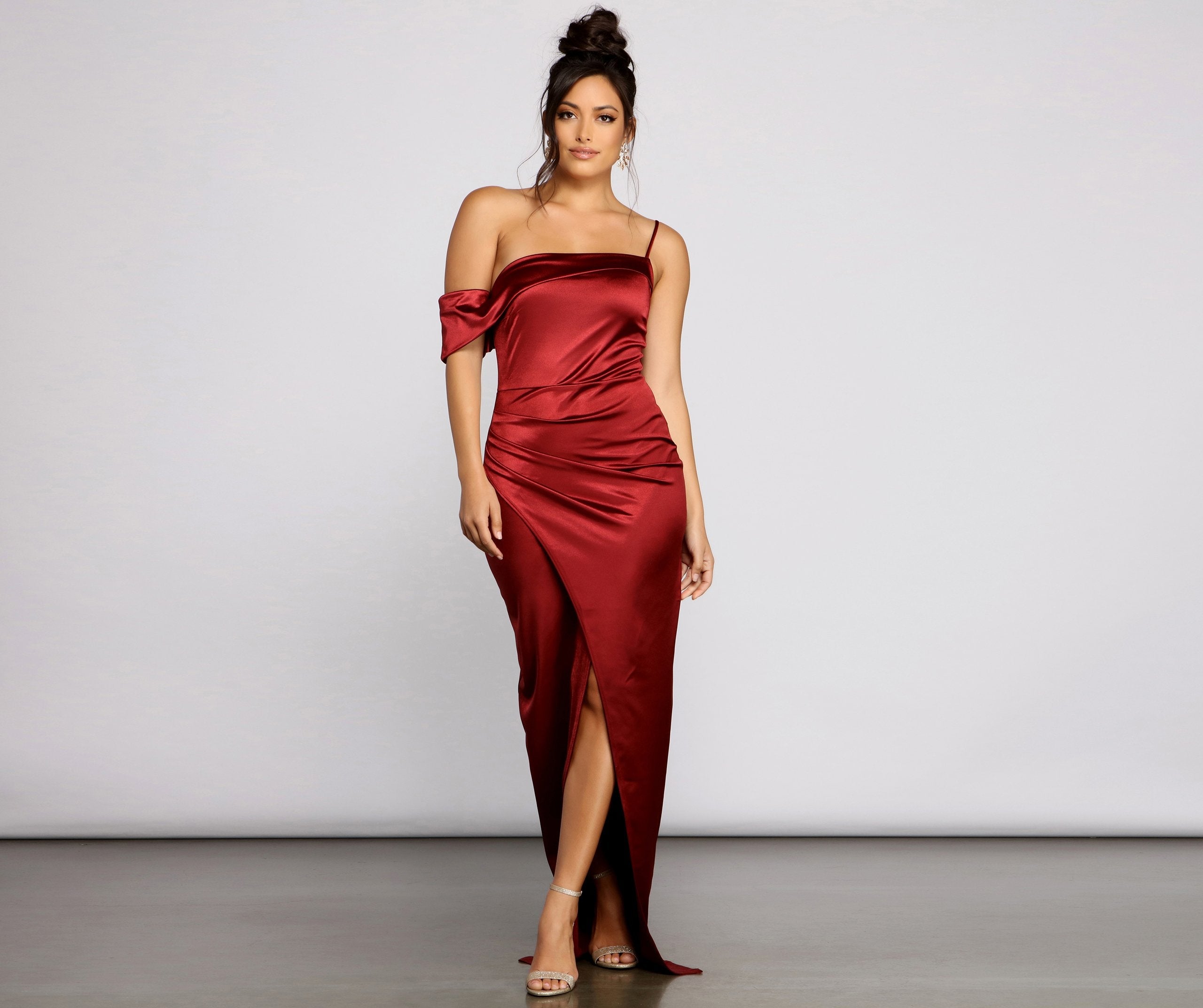 Cynthia Off-The-Shoulder Satin Formal Dress Oshnow