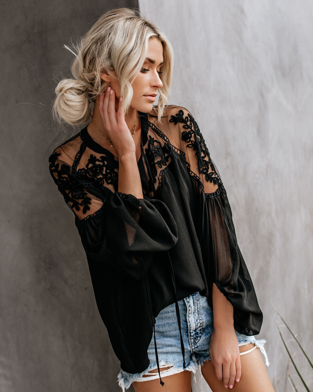 Formal Invitation Lace Blouse - Black Oshnow