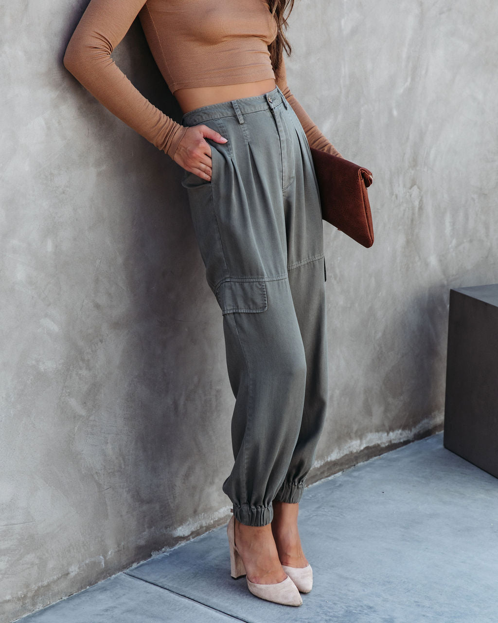 Jillian Tencel Cargo Joggers - Olive Oshnow