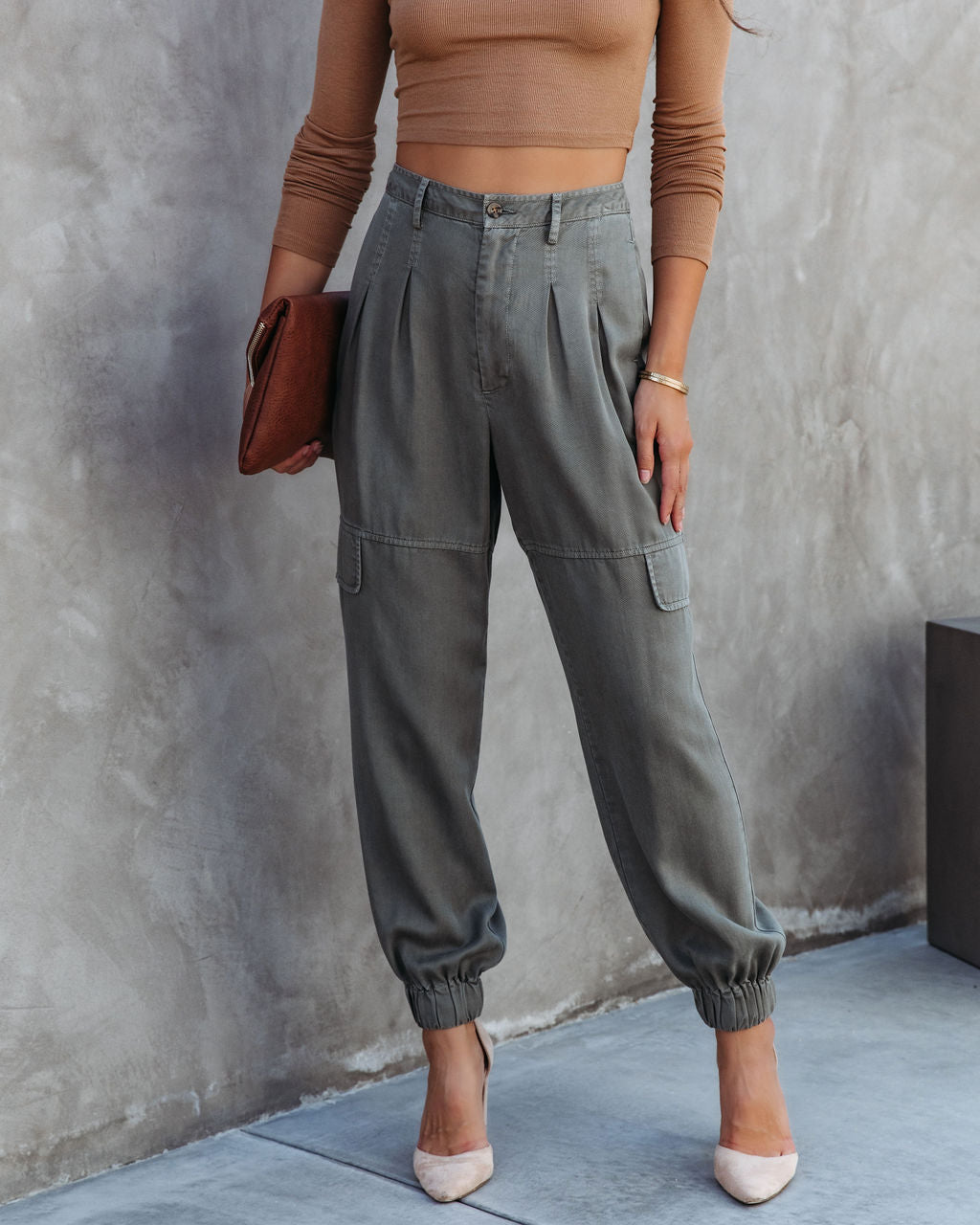 Jillian Tencel Cargo Joggers - Olive Oshnow