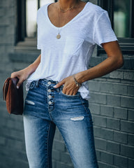 Kinsley V-Neck Pocket Tee - White Oshnow