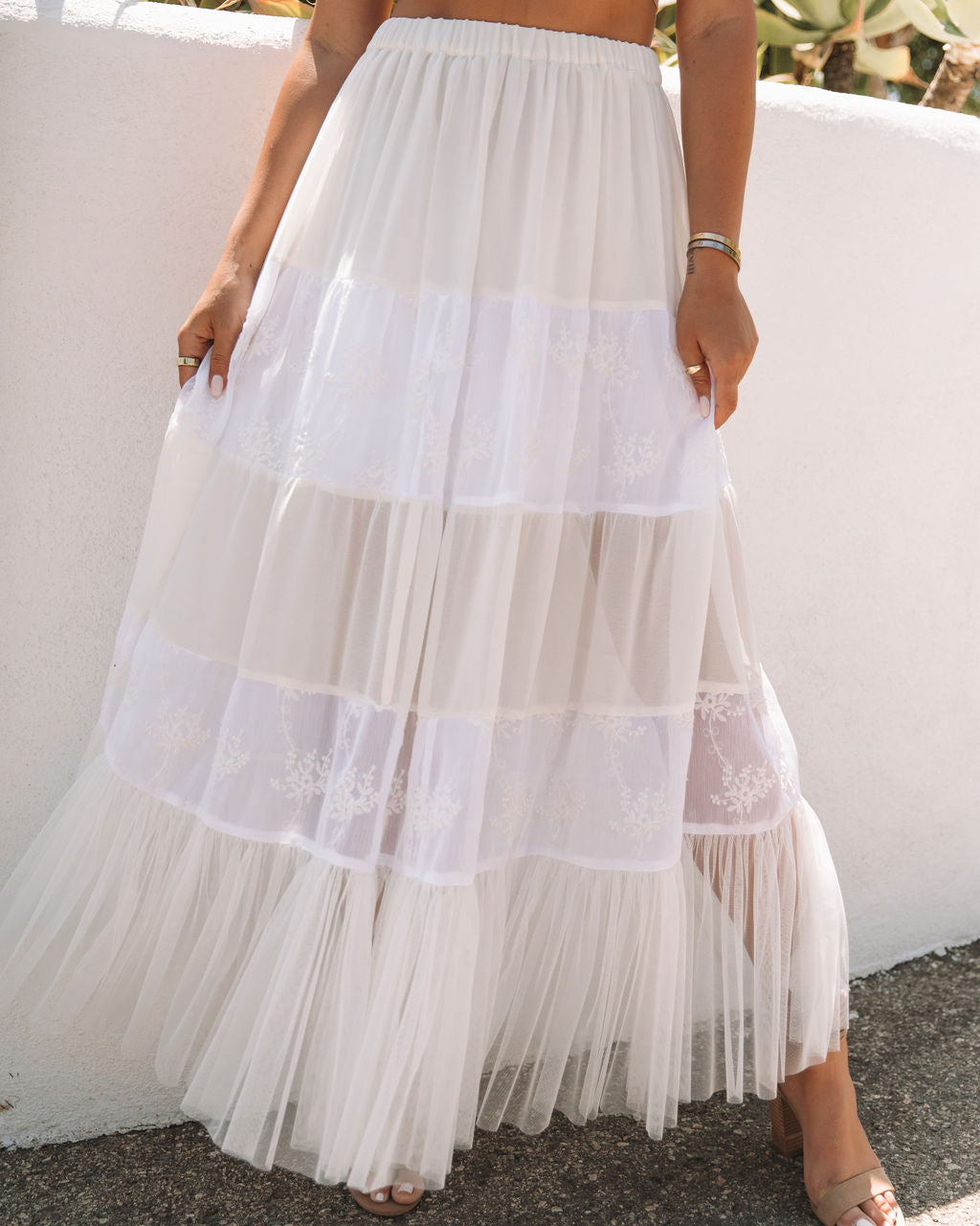 Mary-Kate Embroidered Tiered Maxi Skirt - Off White Oshnow