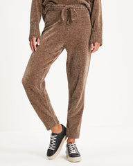 Rainy Day Glam Chenille Jogger Pants - Mocha Oshnow