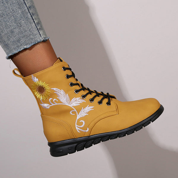 Round Toe Flower Embroidery Flat Ankle Boots Oshnow