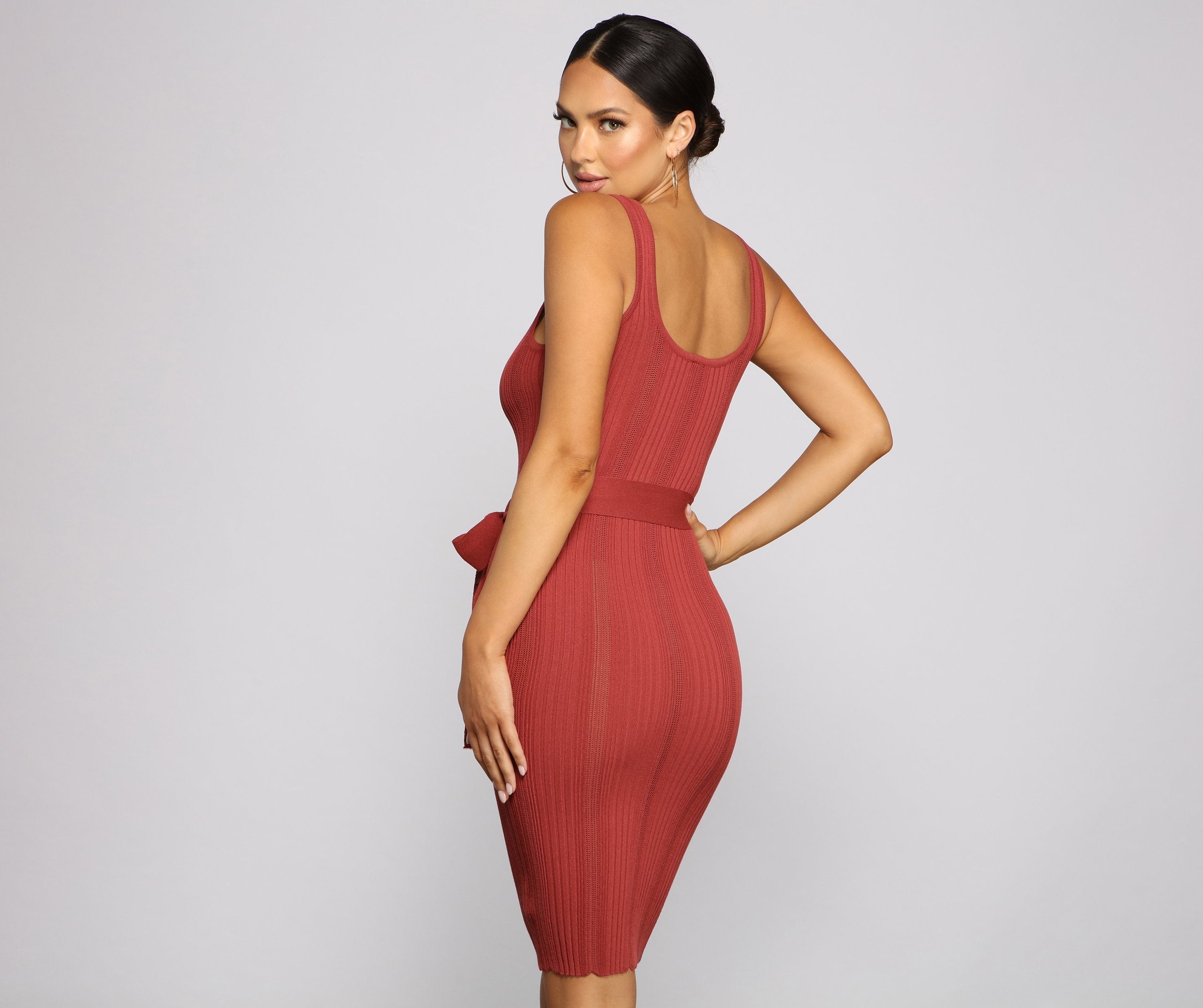 Slay In Style Ribbed Scoop Neck Midi Dress Oshnow