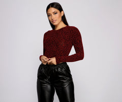 So Chic Crew Neck Lurex Crop Top Oshnow