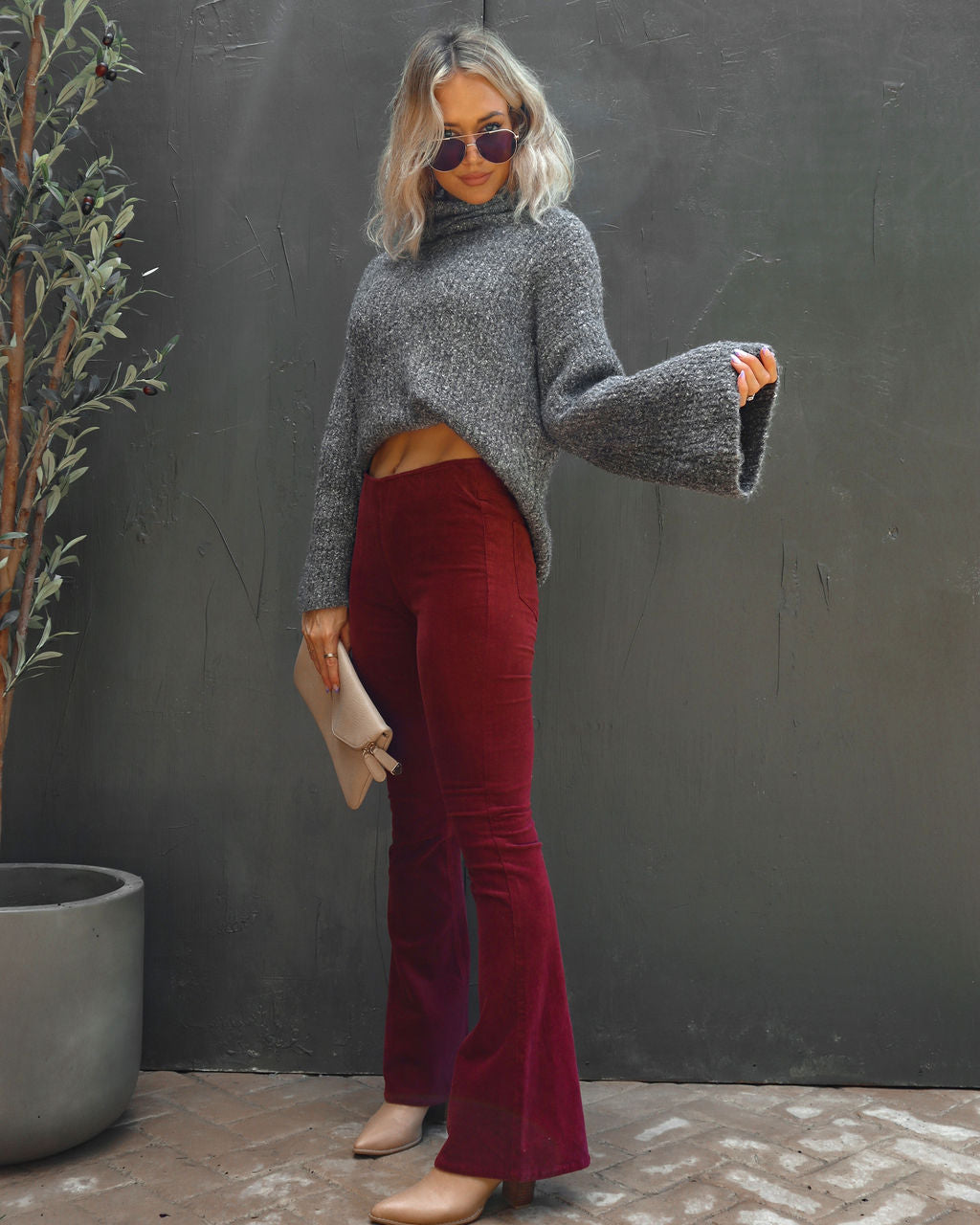 Sophie High Rise Bell Bottom Corduroy Pants - Burgundy Oshnow