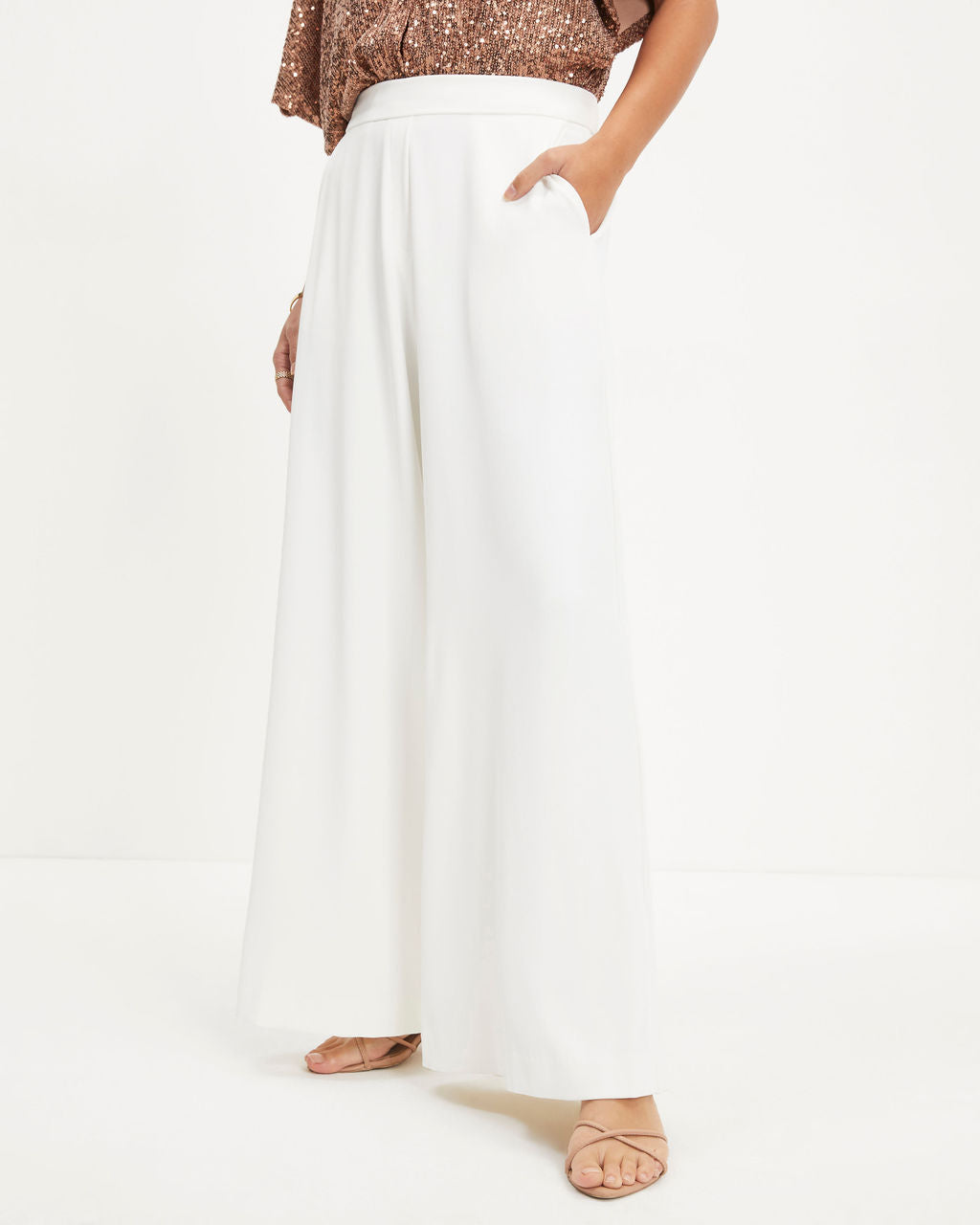 Spread The Cheer Wide Leg Pants - Ivory Oshnow