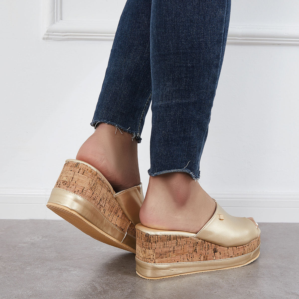 Suisecloths Comfortable Cork Footbed Slip-on Sandals Platform Wedge Slippers Oshnow