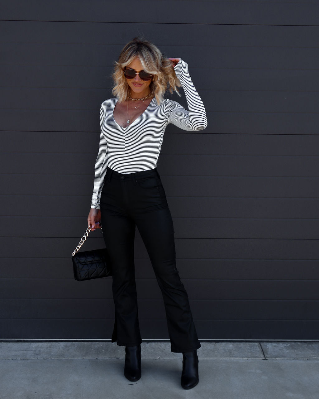 Tamia Striped V-Neck Bodysuit - Black/White Oshnow