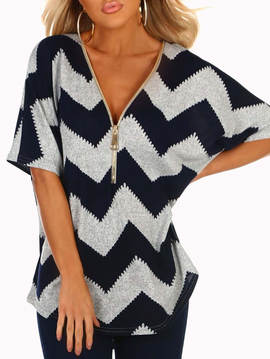 V-neck Zipper Chevron Print T-shirts Oshnow