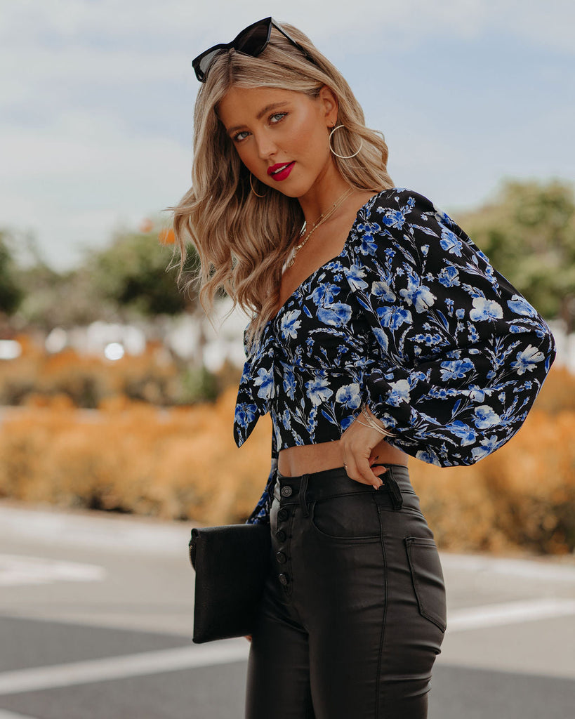 LACE UP SIDE BLOUSE UNDER A FULL MOON