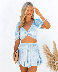 Wind Chimes Floral Twist Crop Top - Blue Oshnow