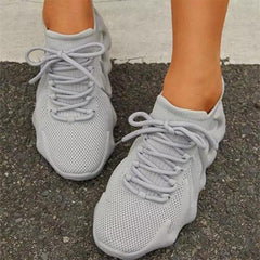 Atmungsaktive, leichte Socken-Sneaker aus Mesh 