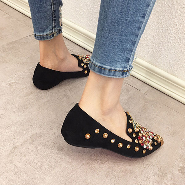 Gorgeous Rhinestone Pointed Toe Flats